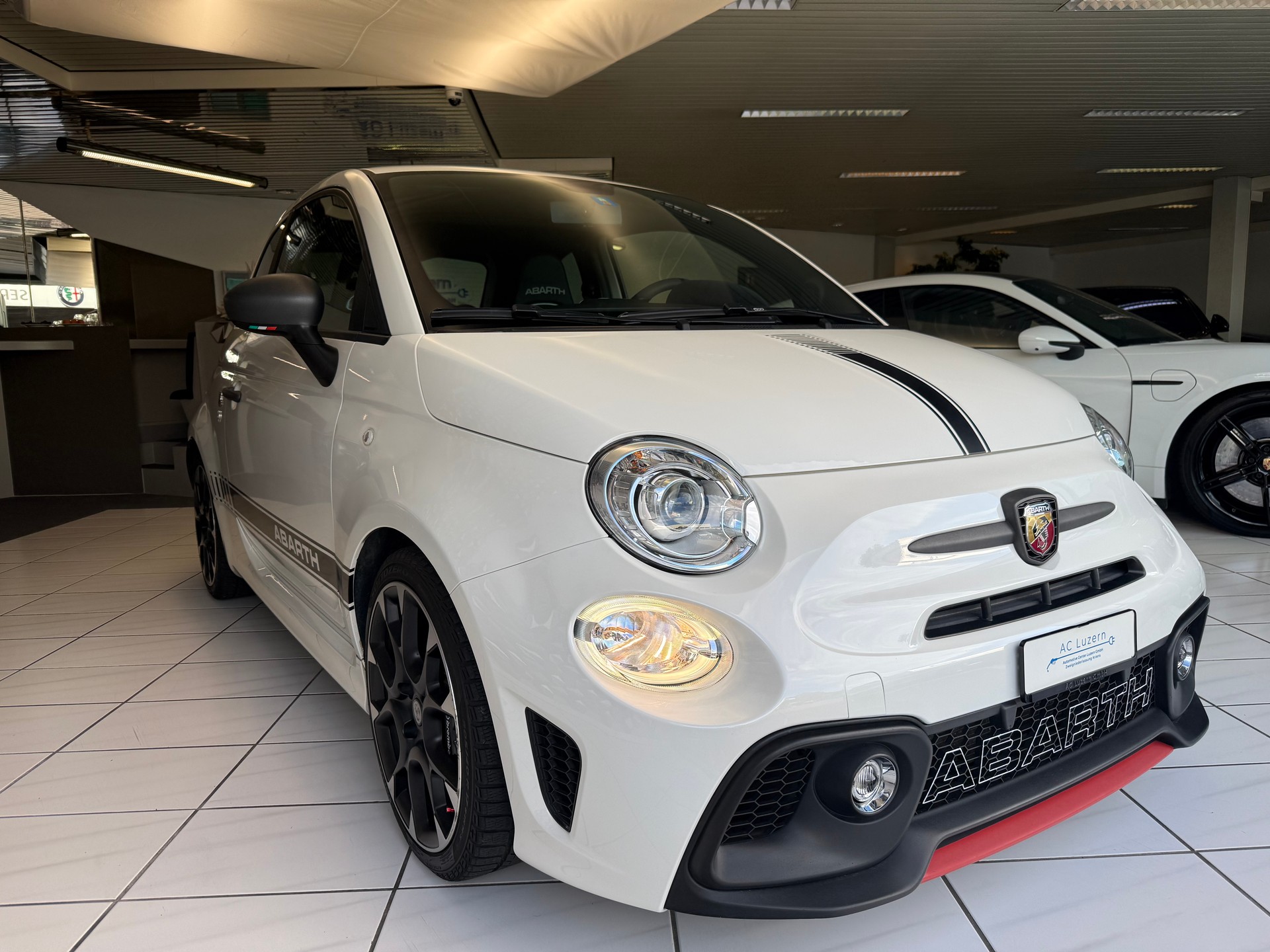 FIAT 595 1.4 16V Turbo Abarth Competizione Dualogic-showroom-element-3