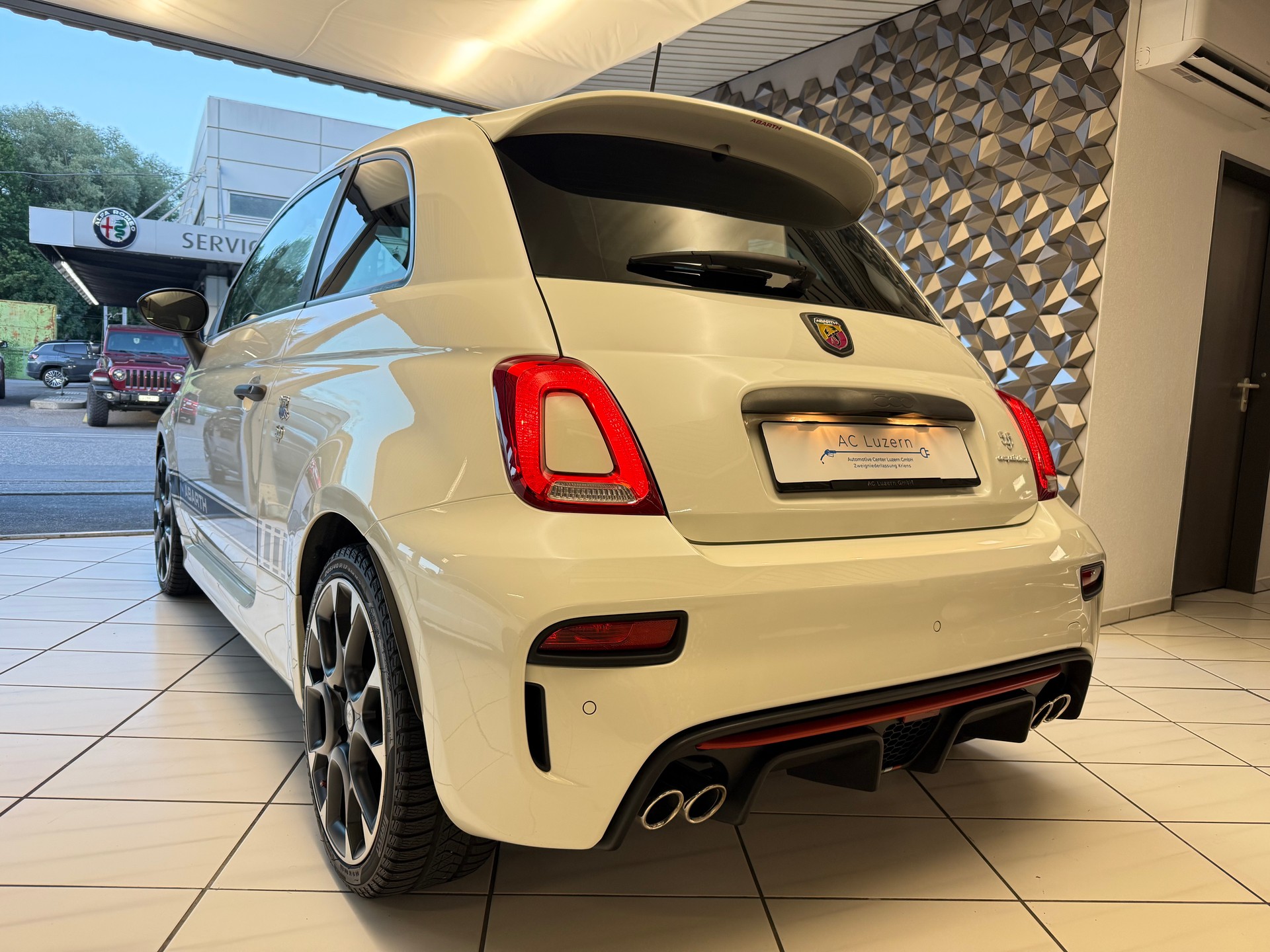 FIAT 595 1.4 16V Turbo Abarth Competizione Dualogic-showroom-element-1