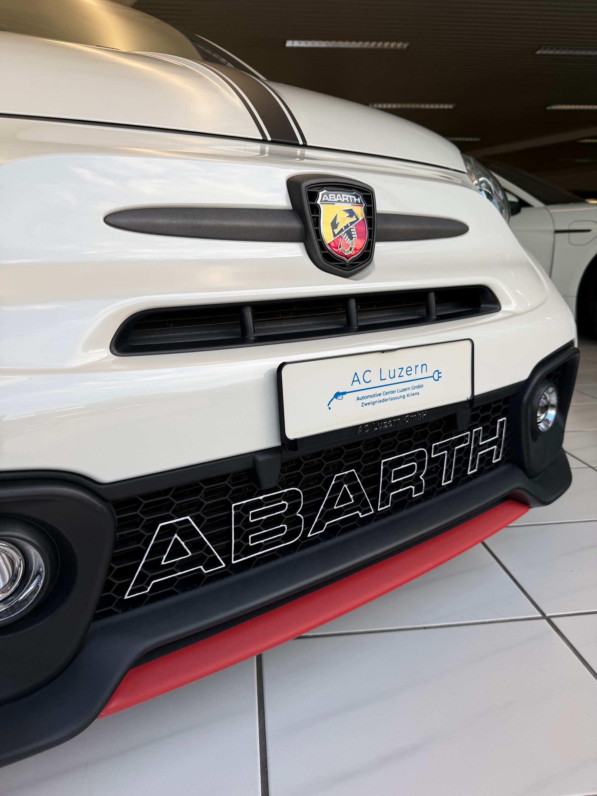 FIAT 595 1.4 16V Turbo Abarth Competizione Dualogic-image-16