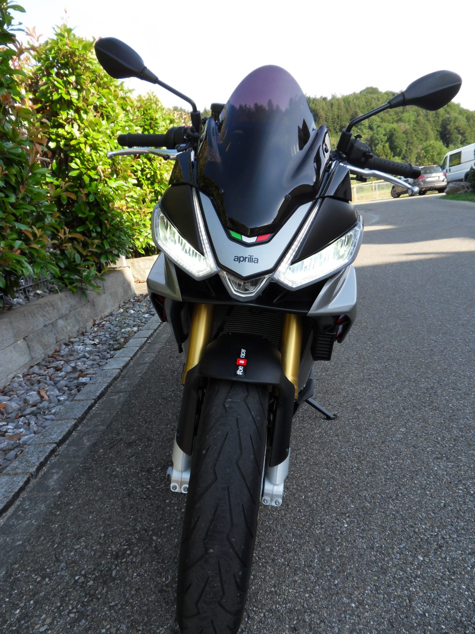 APRILIA Tuono V4 1100-image-11