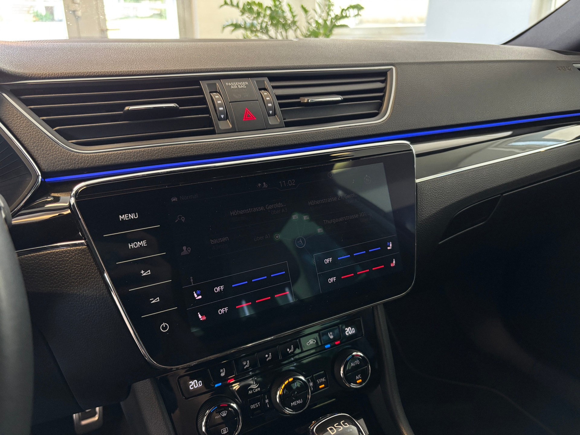 SKODA Superb Combi 2.0 TDi L&K 4x4 DSG-image-16