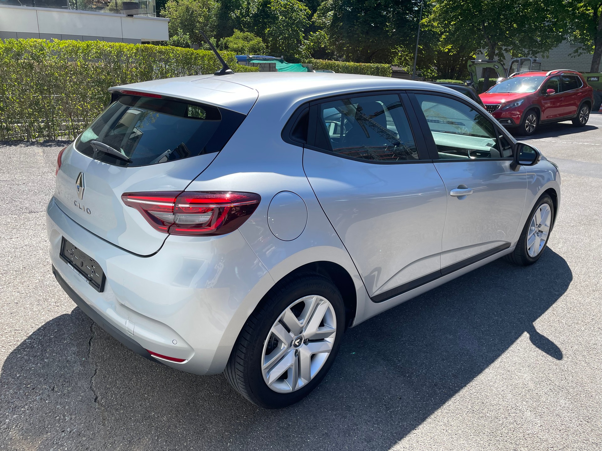 RENAULT Clio 1.0 Zen-image-3
