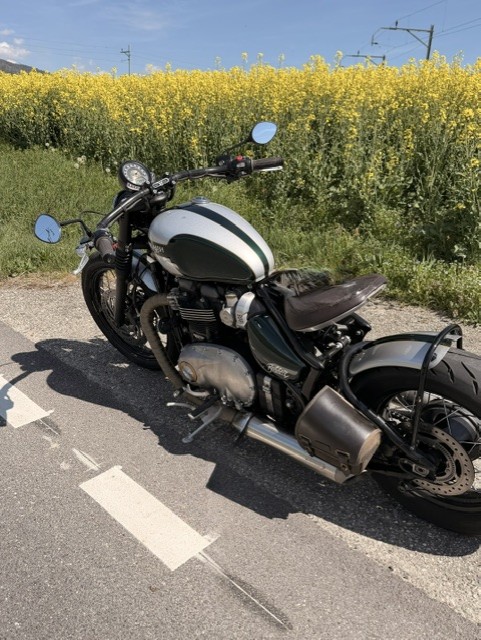 TRIUMPH Bonneville 1200 Bobber ABS-image-0