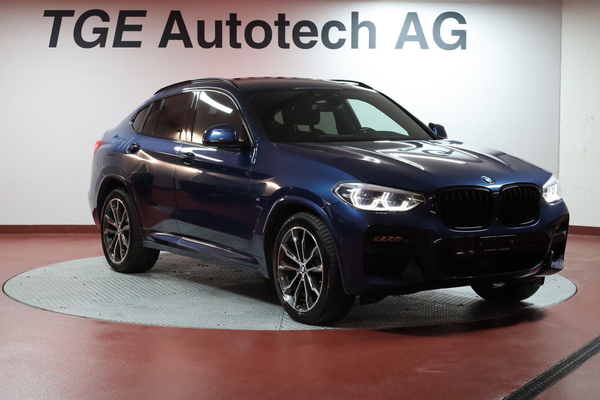 BMW X4 xDrive 48V 20d M Sport Steptronic-showroom-element-2