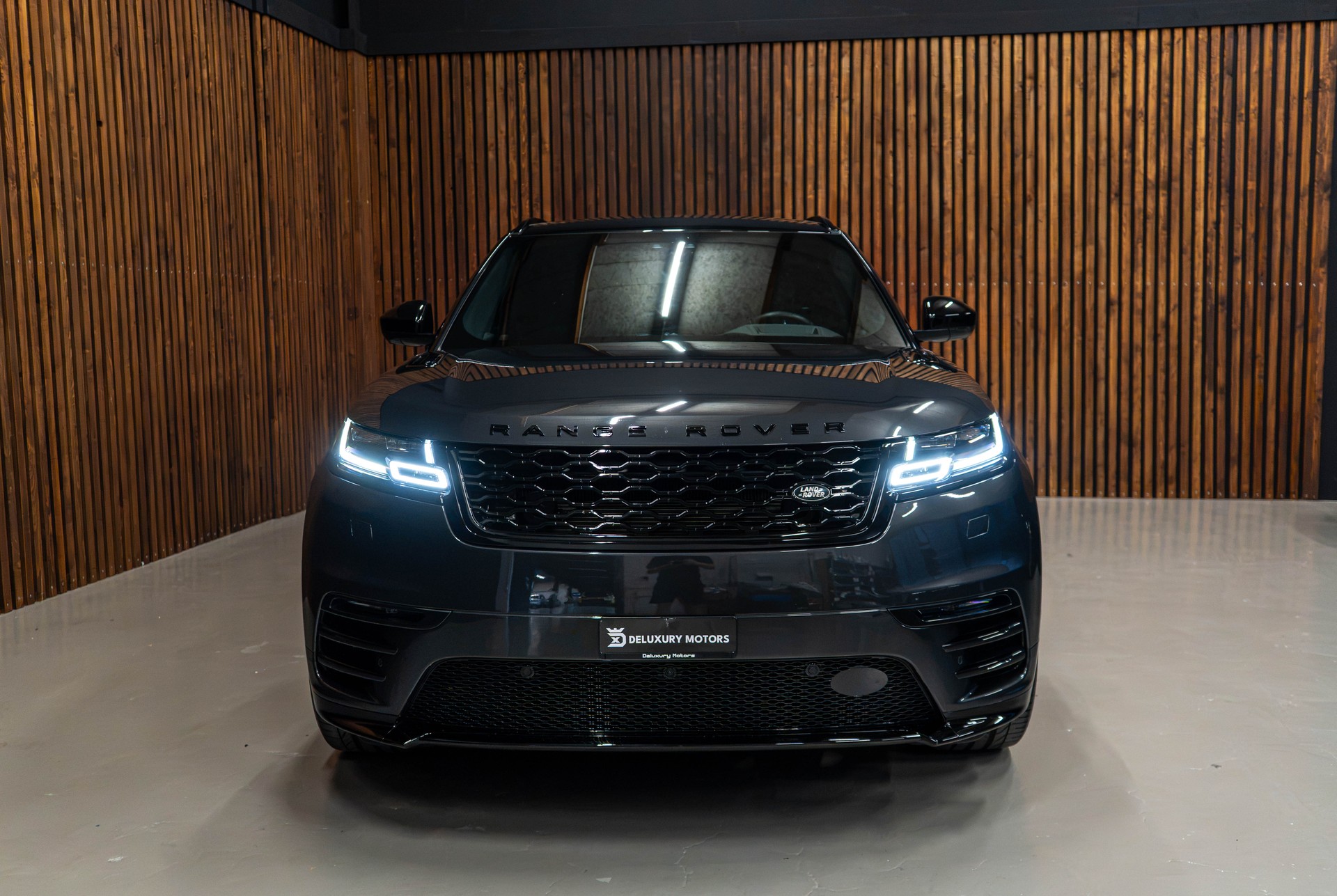 LAND ROVER Range Rover Velar 3.0 V6 R-Dynamic HSE-showroom-element-2