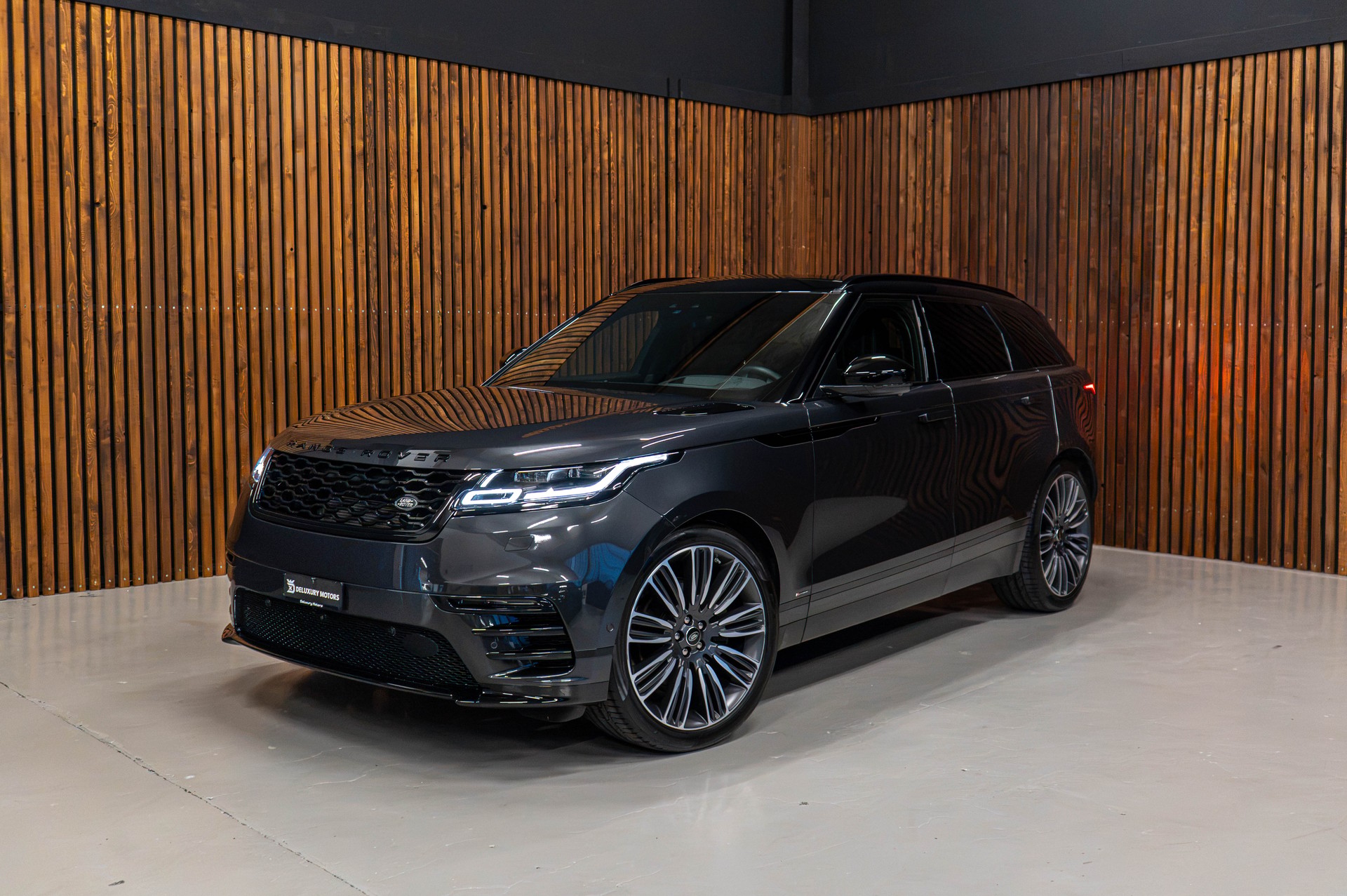 LAND ROVER Range Rover Velar 3.0 V6 R-Dynamic HSE