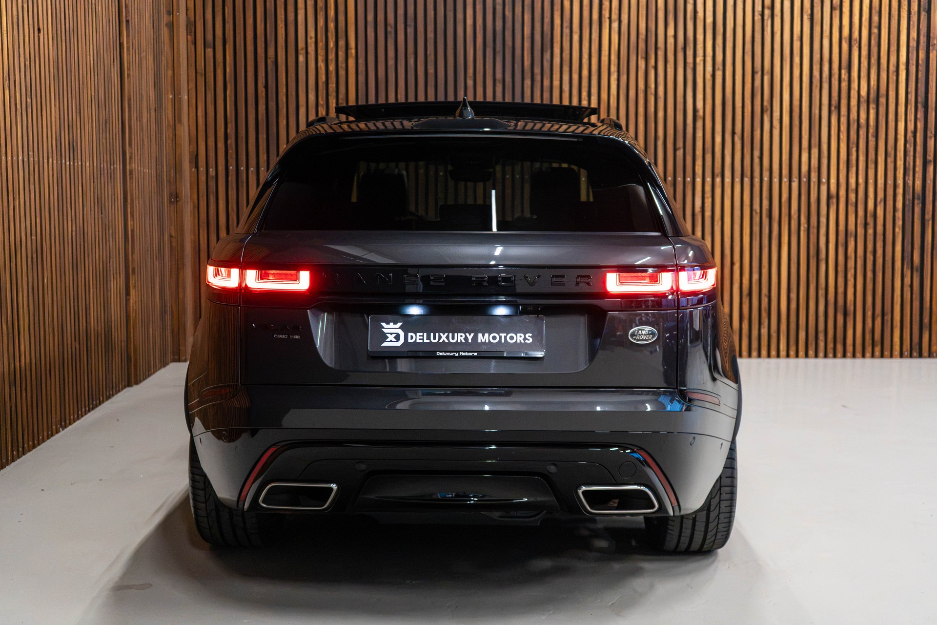 LAND ROVER Range Rover Velar 3.0 V6 R-Dynamic HSE-showroom-element-3
