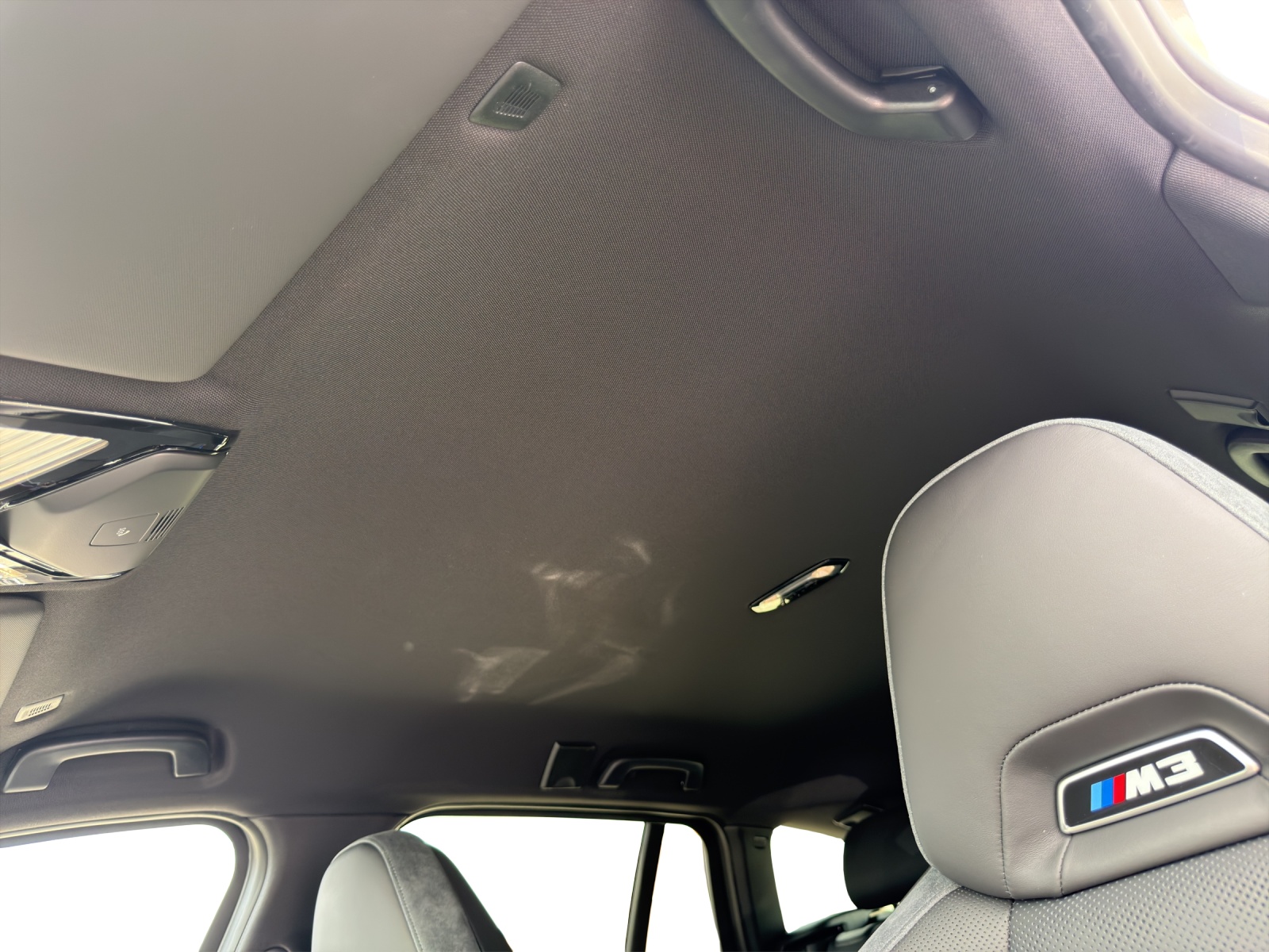 BMW M3 Touring xDrive Competition M-image-16