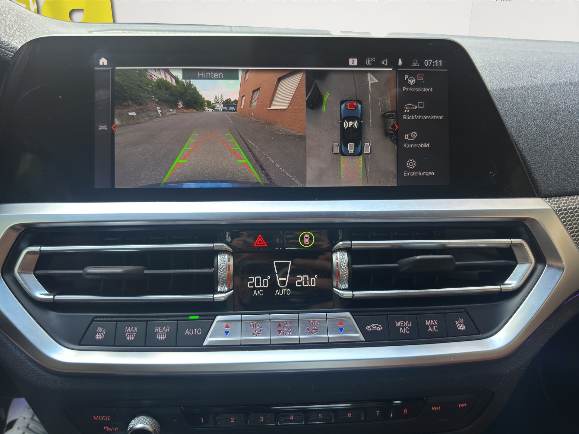 BMW M440i xDrive 48V Cabrio (CH) INDIVIDUAL-image-17