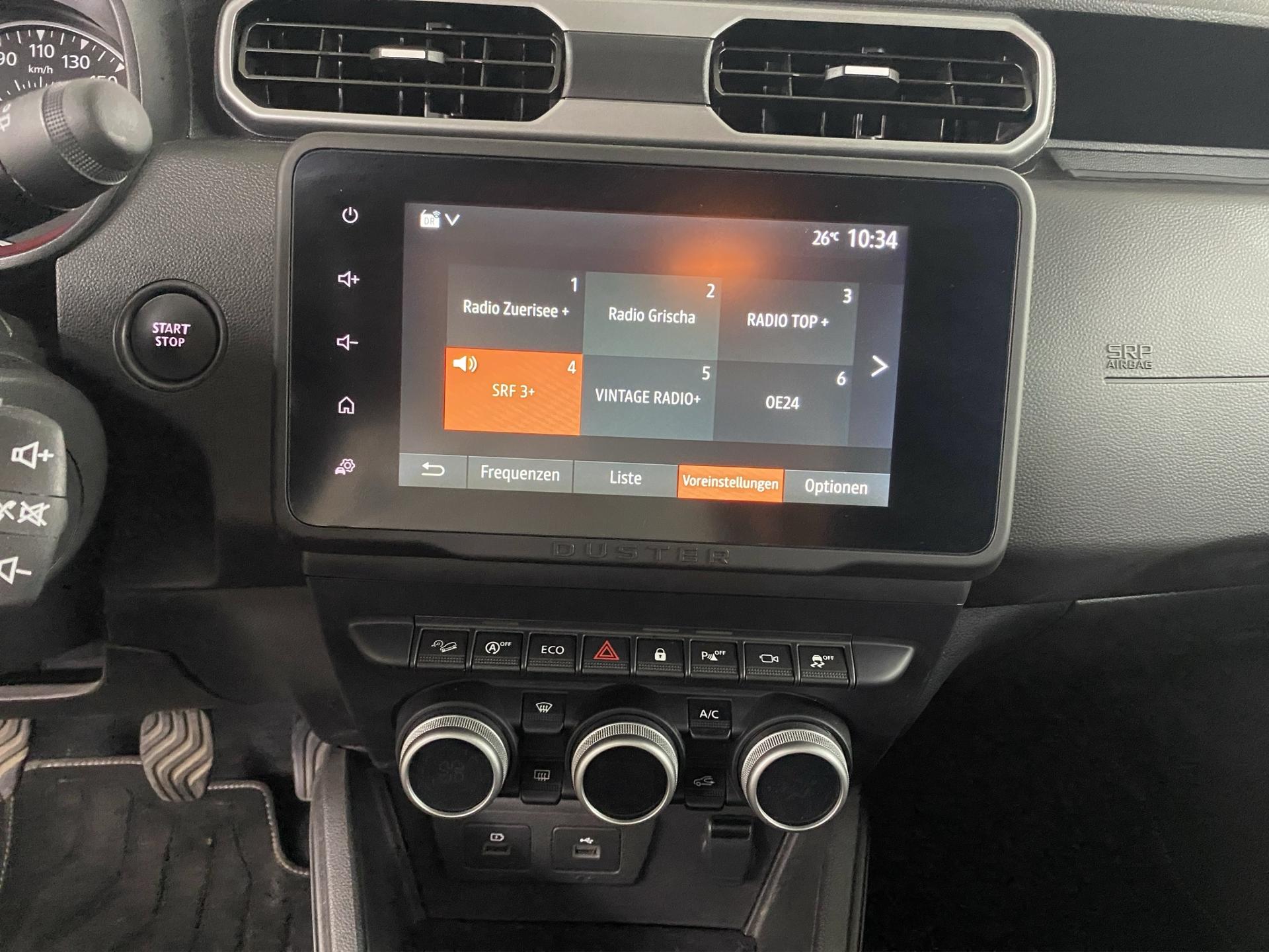 DACIA Duster TCe 150 Journey+ 4x4-image-10