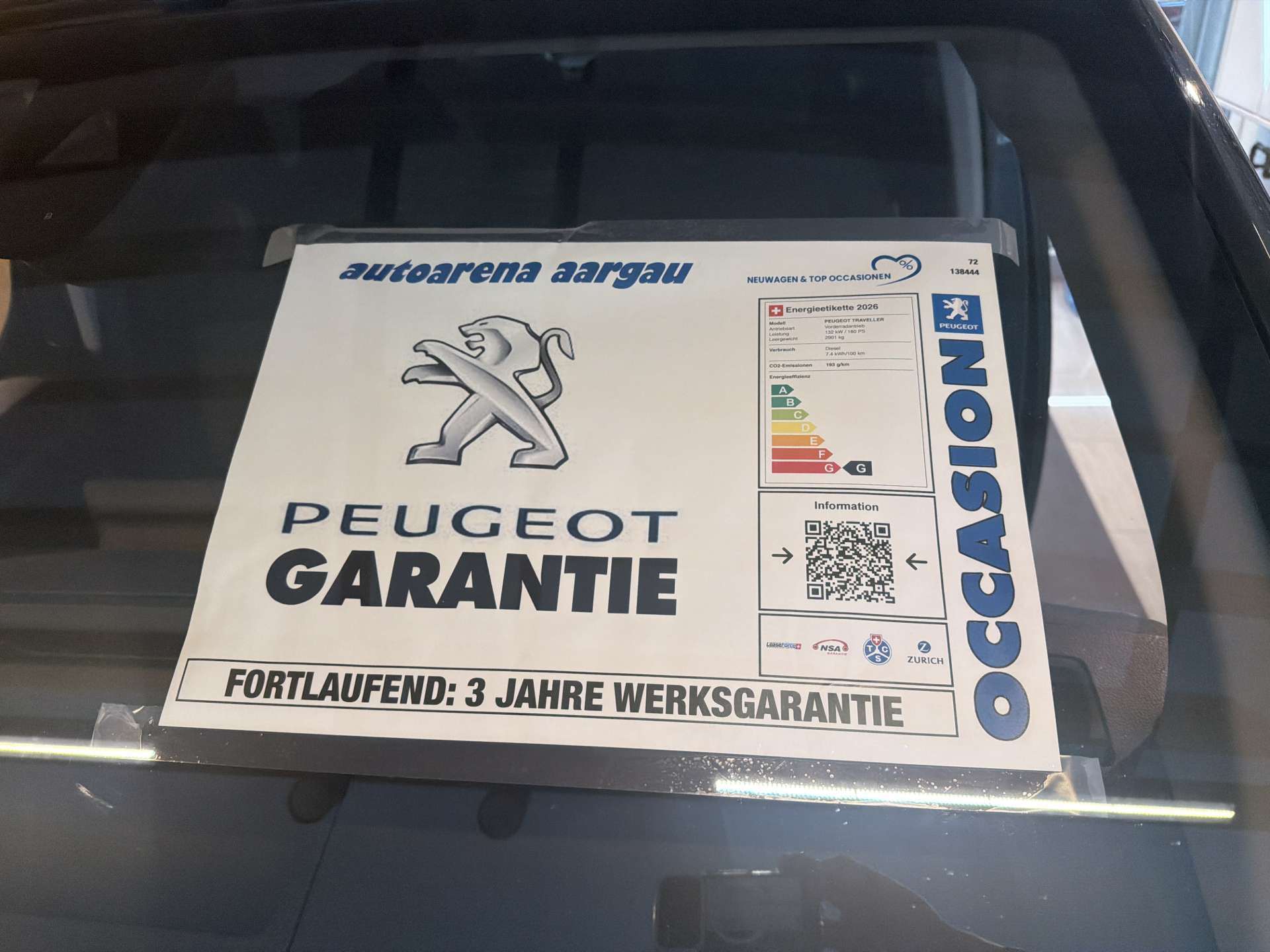 PEUGEOT Traveller 2.0 BlueHDi 9-Plätzer Business Long EAT-Automat-showroom-element-3