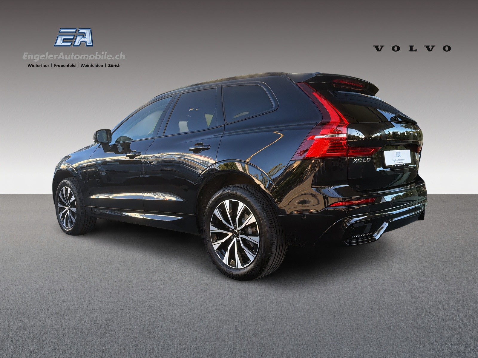 VOLVO XC60 B5 Benzin Mild Hybrid AWD Plus Dark Geartronic-showroom-element-3