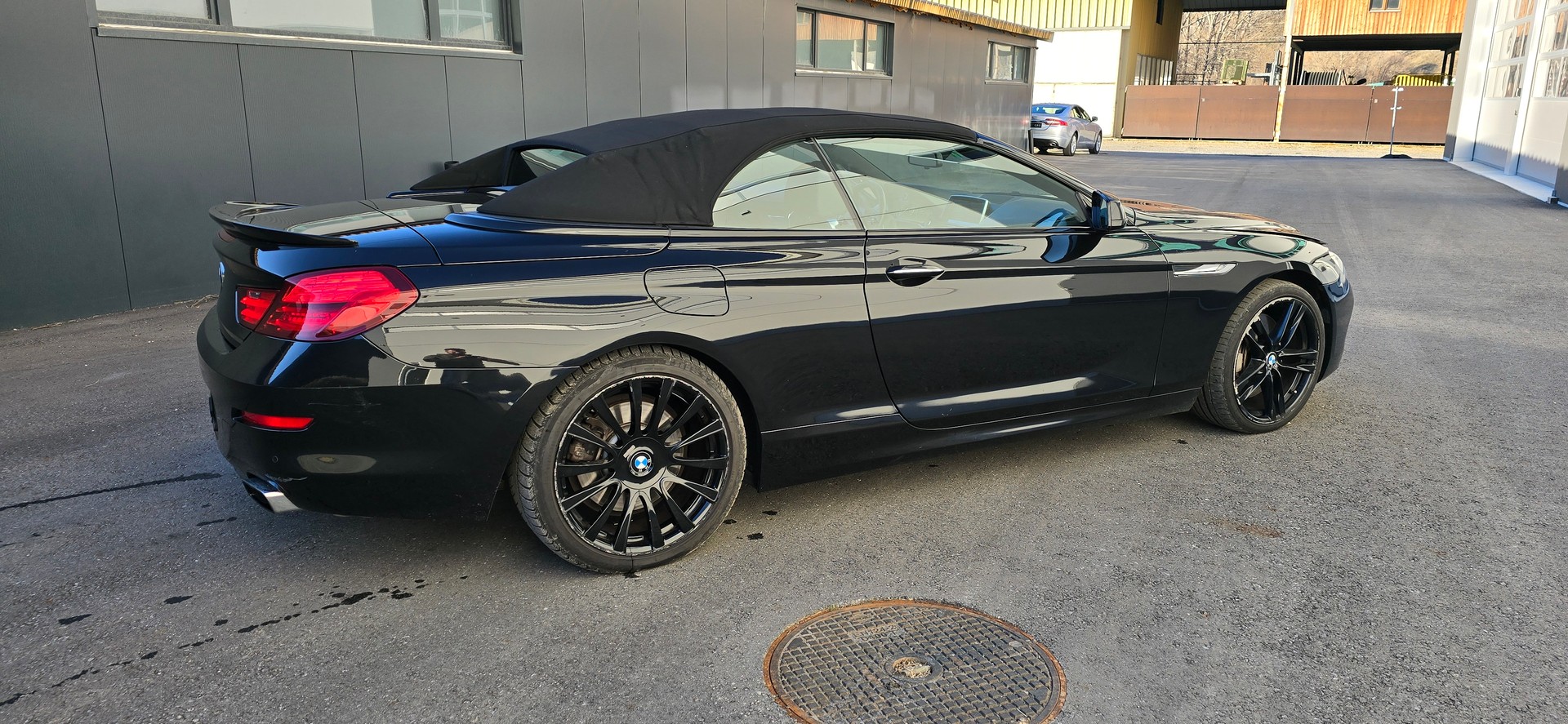 BMW 650i Cabrio-showroom-element-2