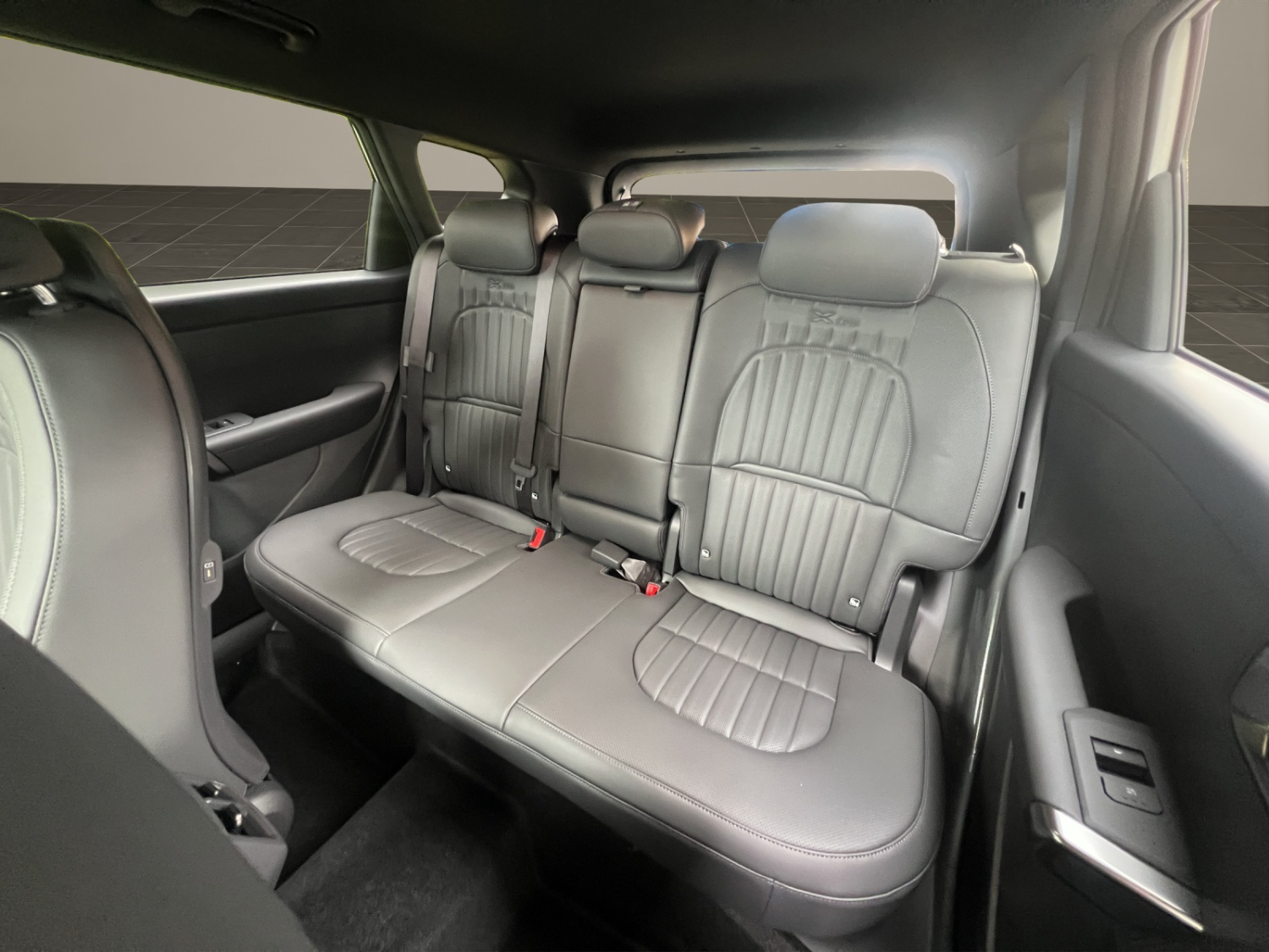 KIA Seltos 1.6 T-GDi X-Line-image-19