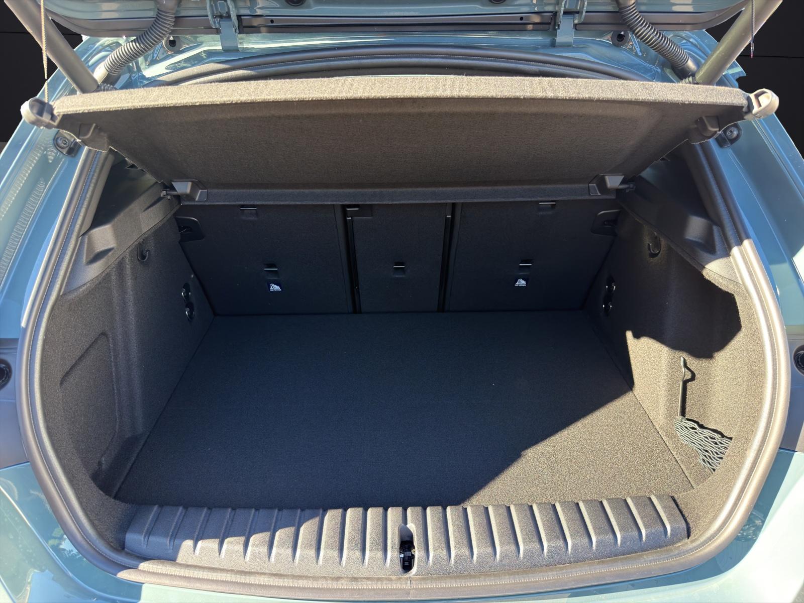 BMW 1er Reihe F70 123 xDrive-image-9
