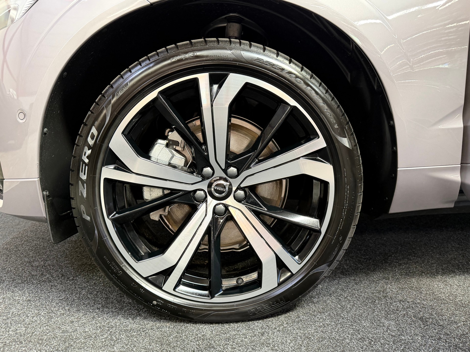 VOLVO XC60 T6 eAWD PluginHybrid Plus Dark Geartronic-image-10