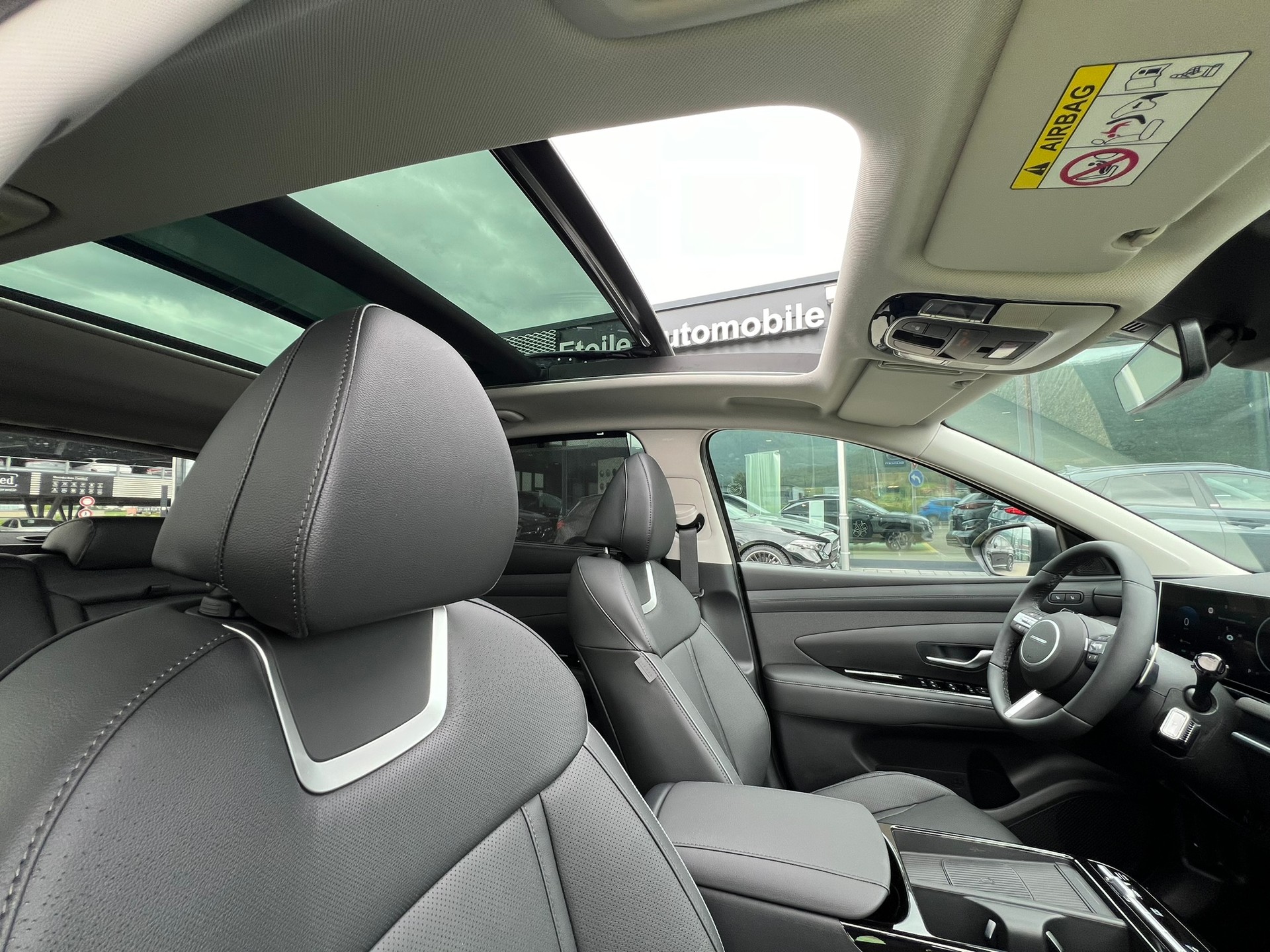 HYUNDAI Tucson 1.6 TGDI HEV Vertex Swiss Edition 4WD-image-12