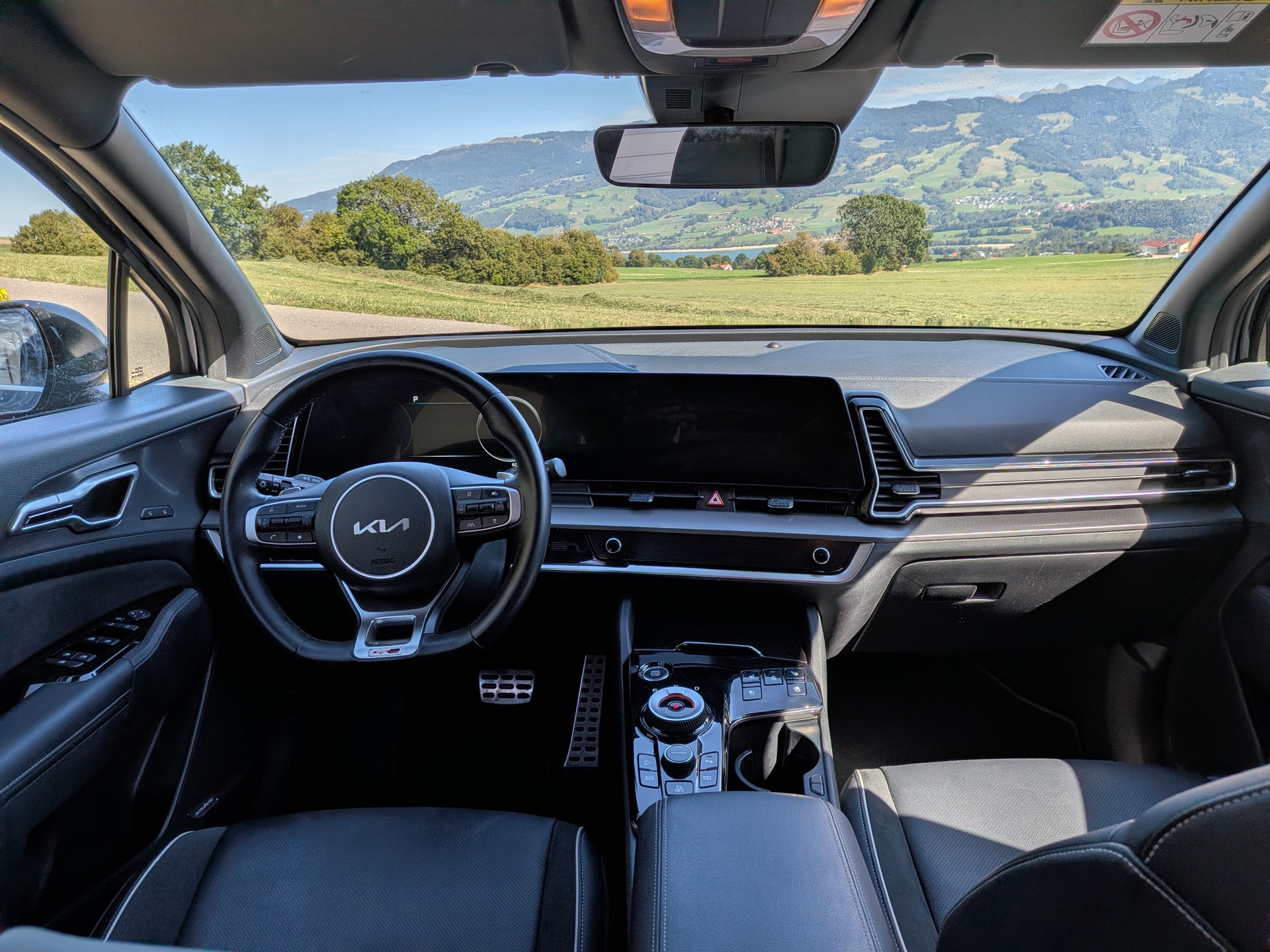 KIA 1.6 T-GDi PHEV GT-Line-image-5
