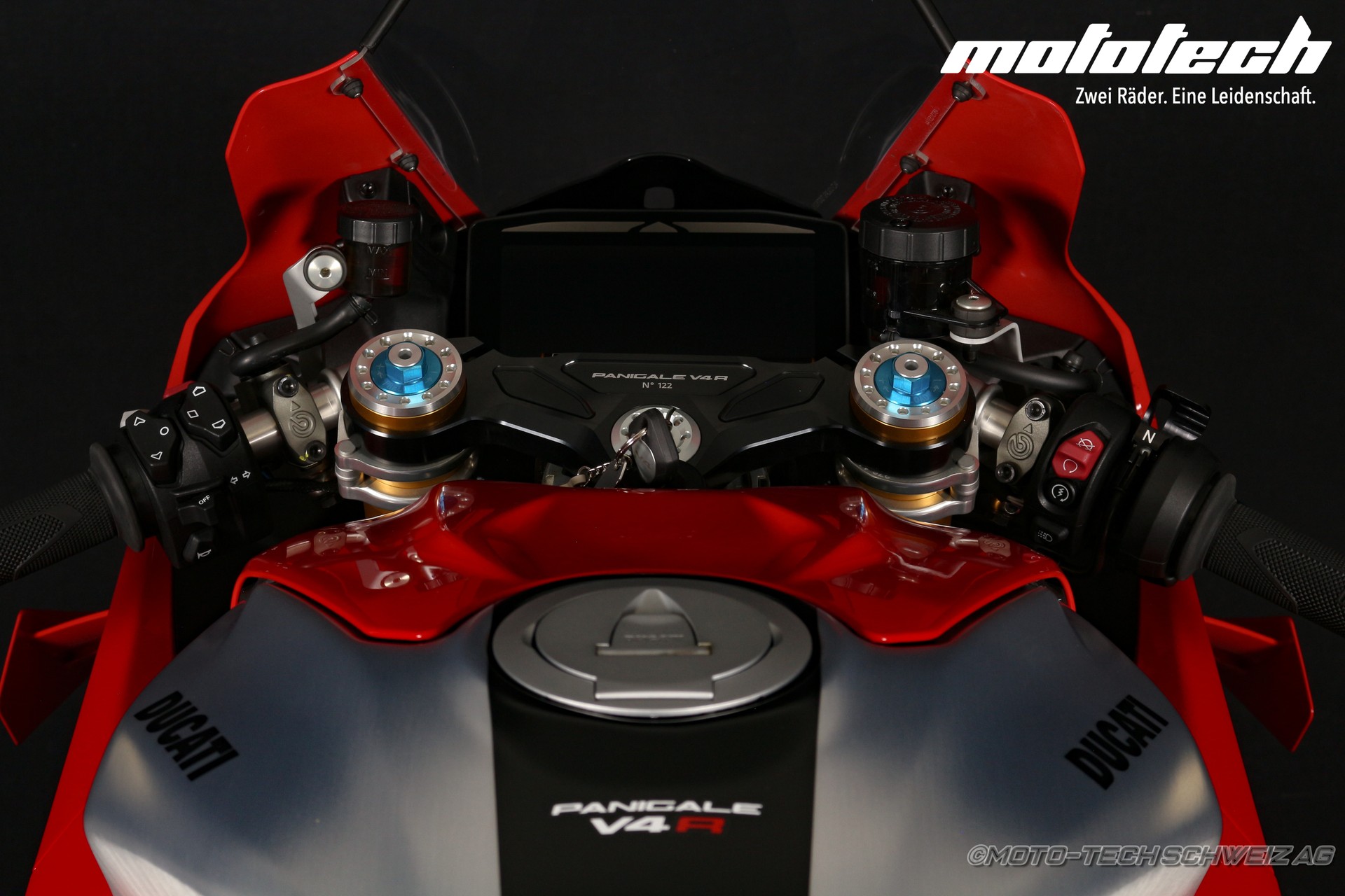 DUCATI V4R R LIVERY 2026-image-8