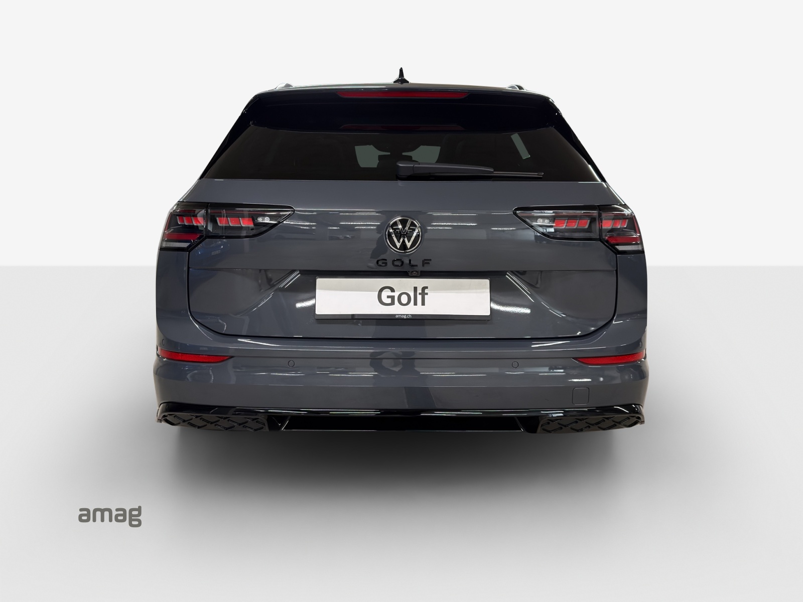 VW Golf Variant R-Line 1.5eTSI 150PS-showroom-element-3