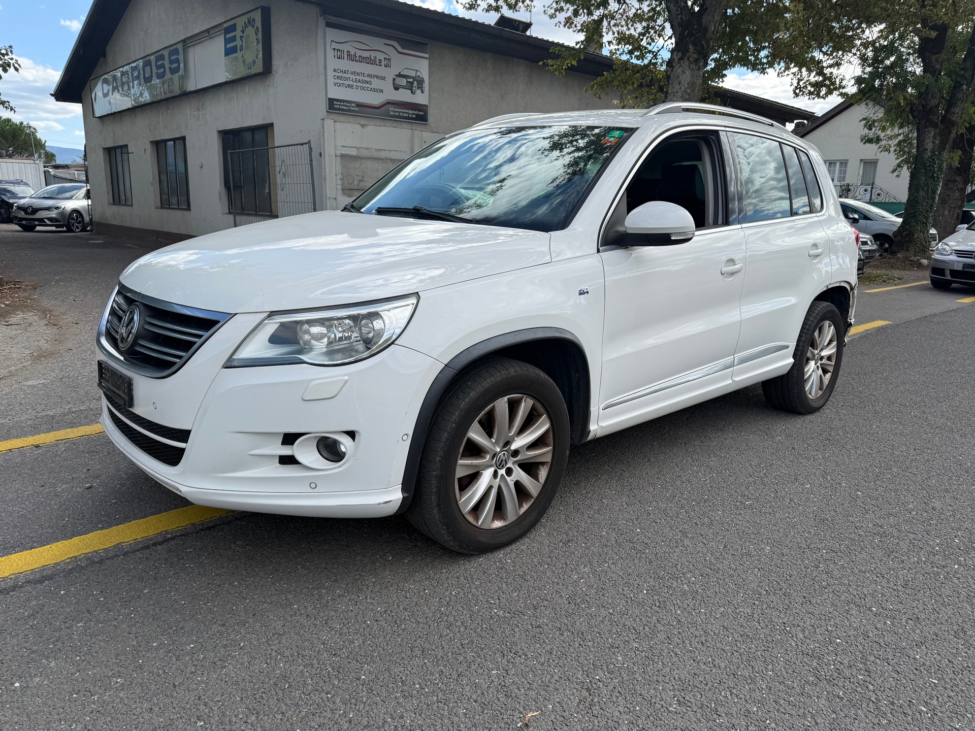 VW Tiguan 2.0 TSI R Line Sport&Style Tiptronic