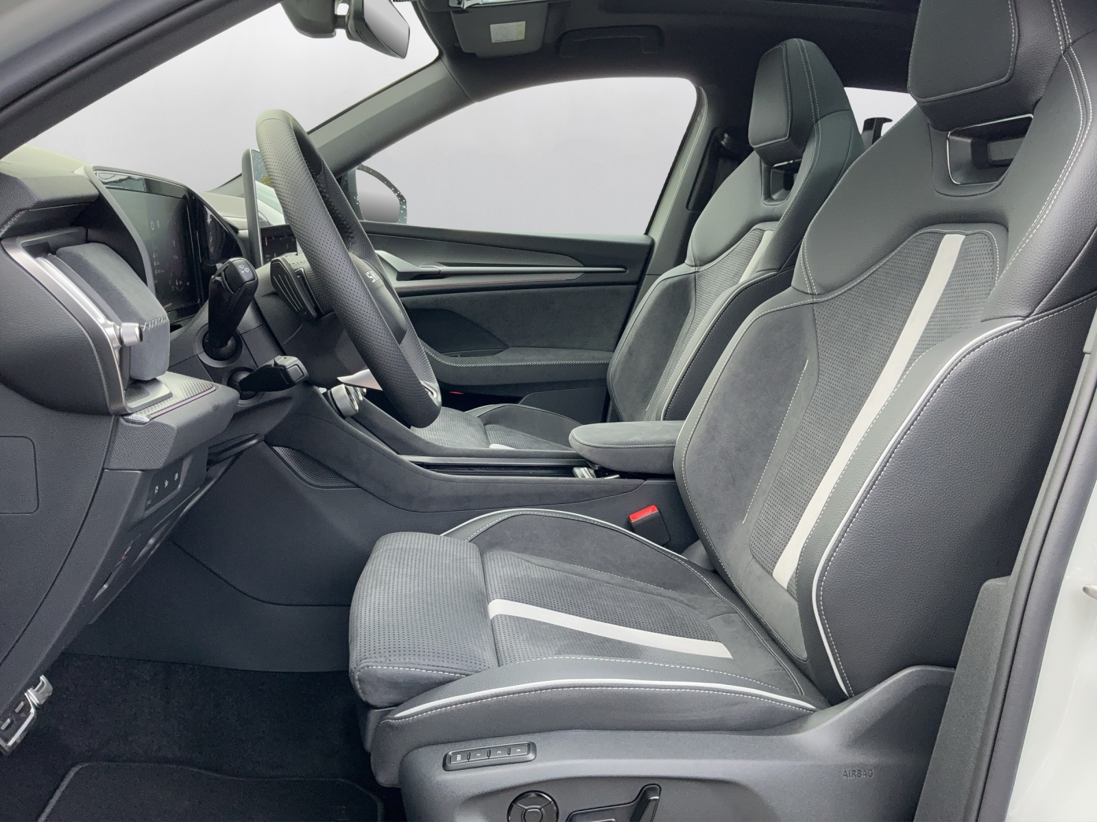 SKODA Kodiaq 2.0 TSI Sportline 4x4-image-9