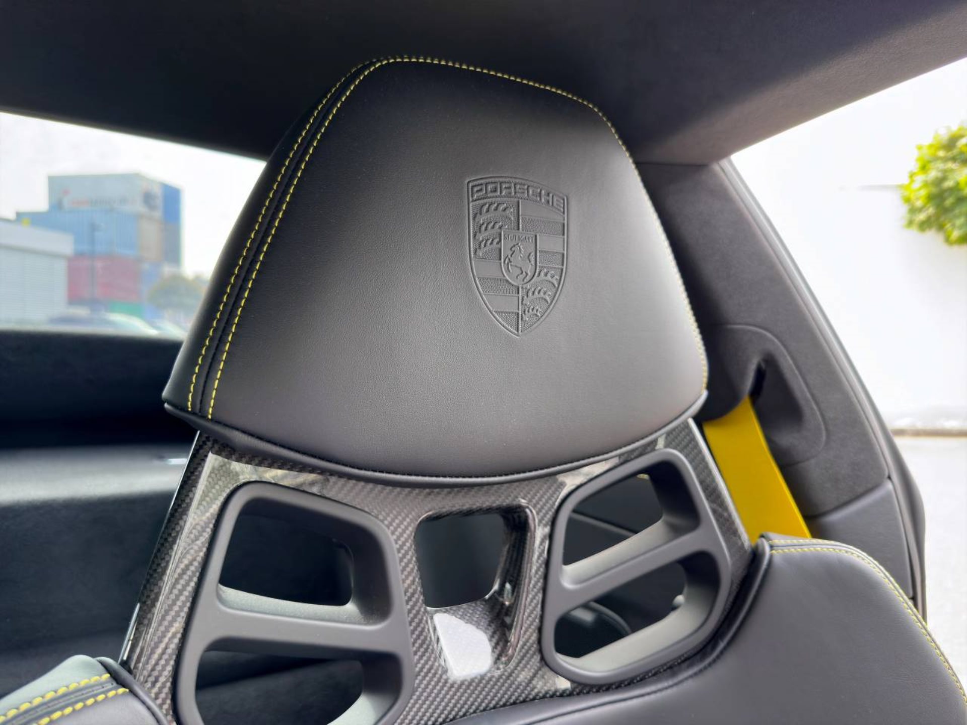 PORSCHE 911 GT3 mit Touring-Paket-image-22