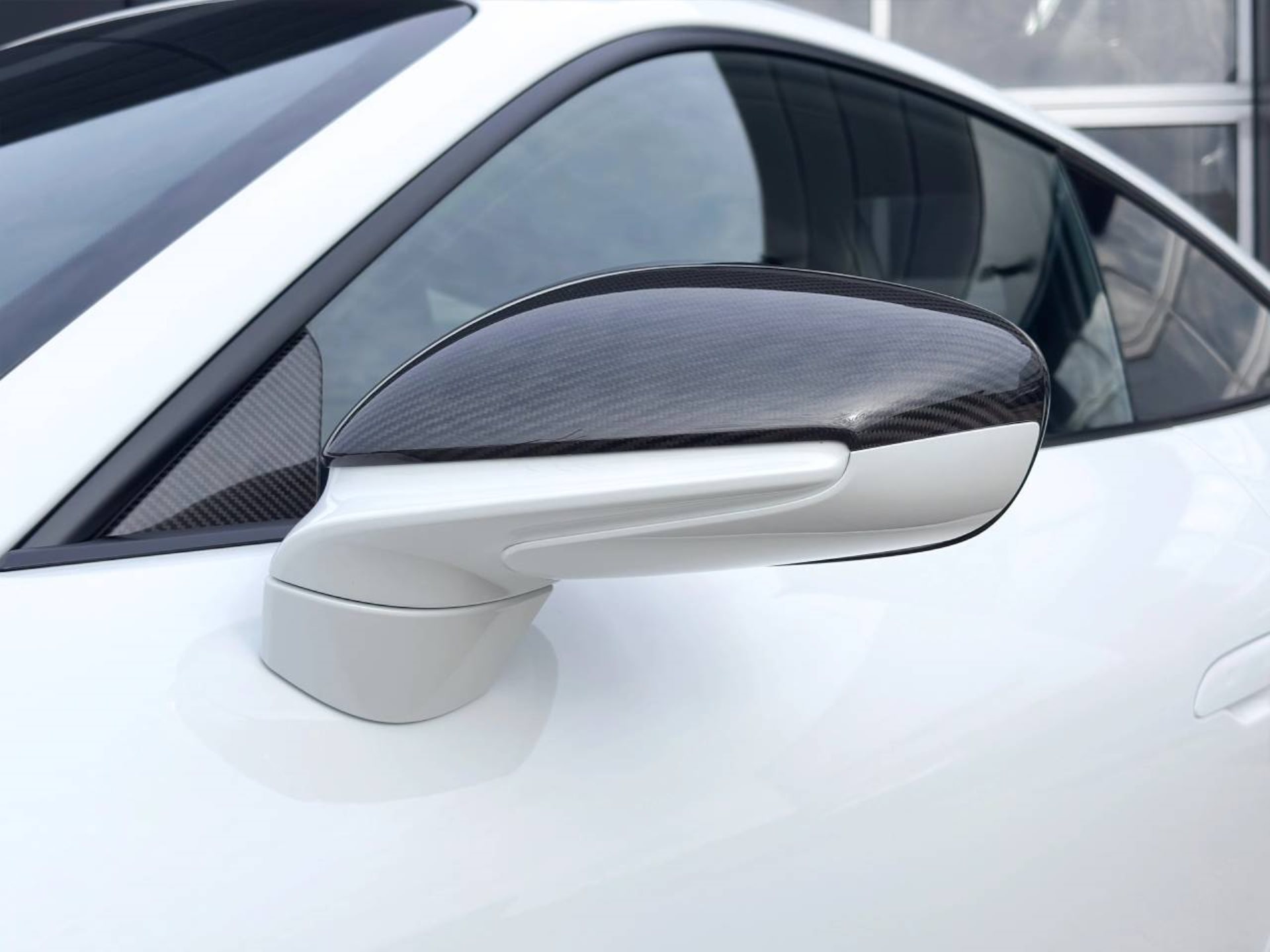 PORSCHE 911 GT3 mit Touring-Paket-image-24