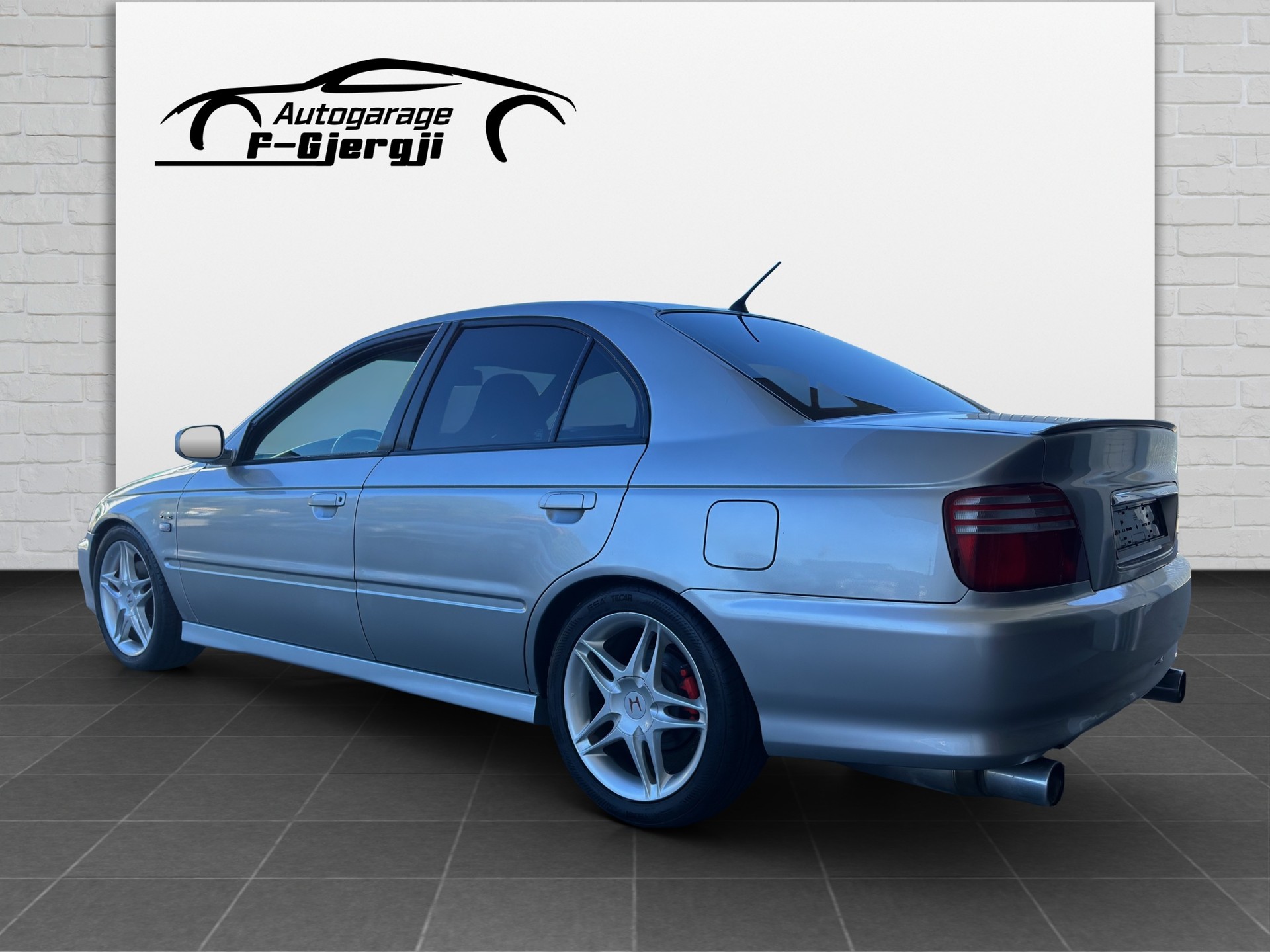 HONDA Accord 2.2i Type-R-showroom-element-3