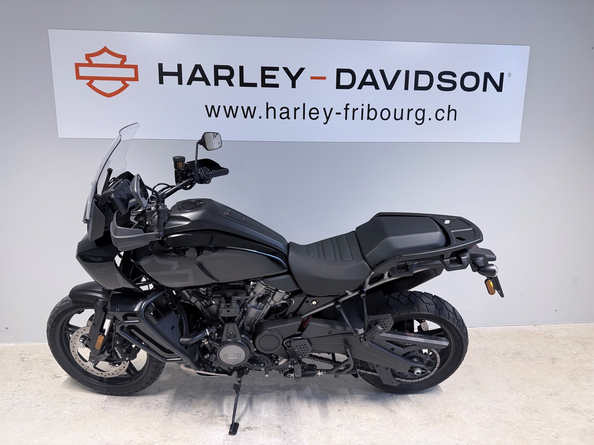 HARLEY-DAVIDSON RA Pan America 1250 Special-showroom-element-2