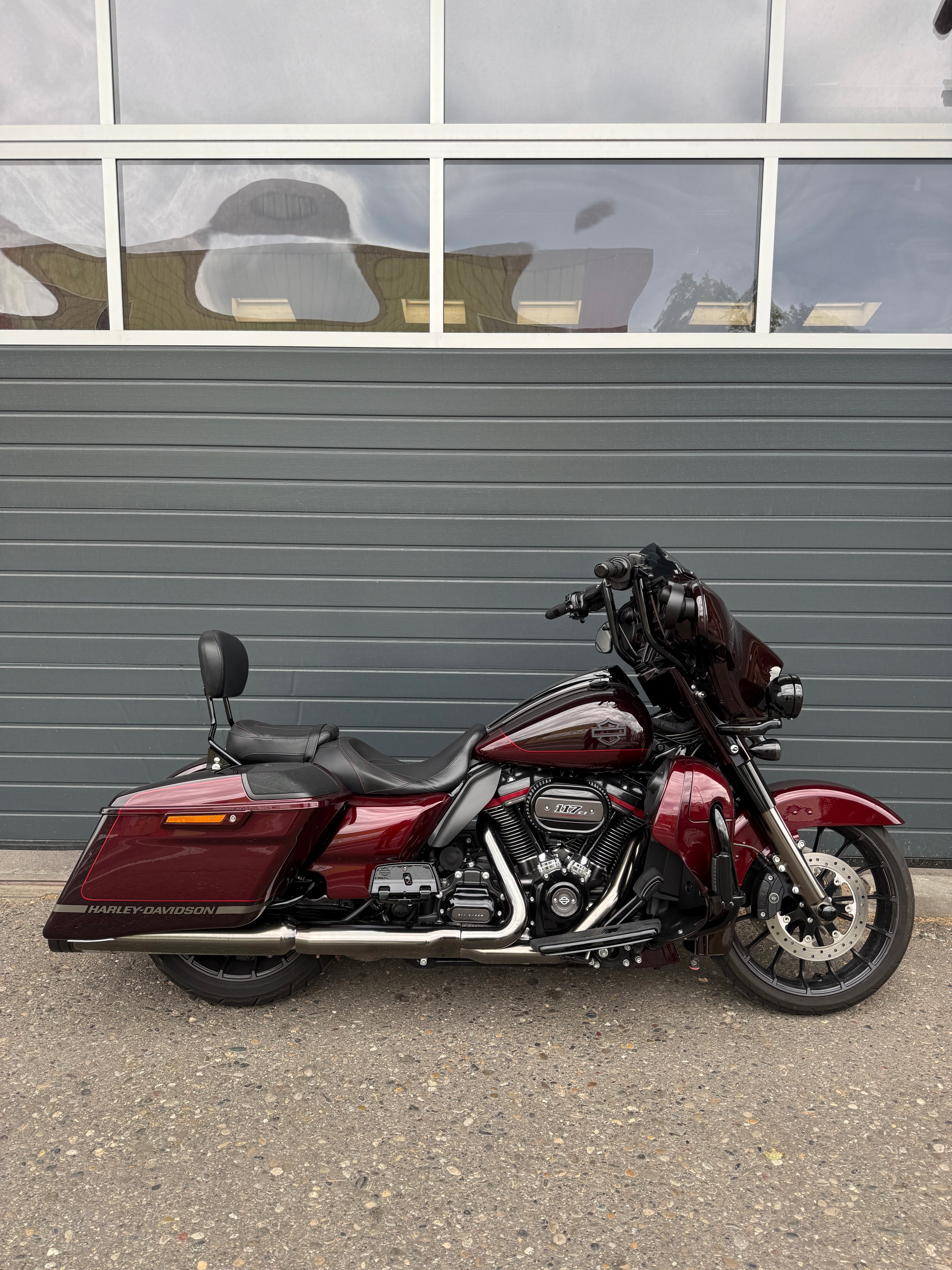 HARLEY-DAVIDSON FLHXSE Street Glide ABS CVO 117-image-0