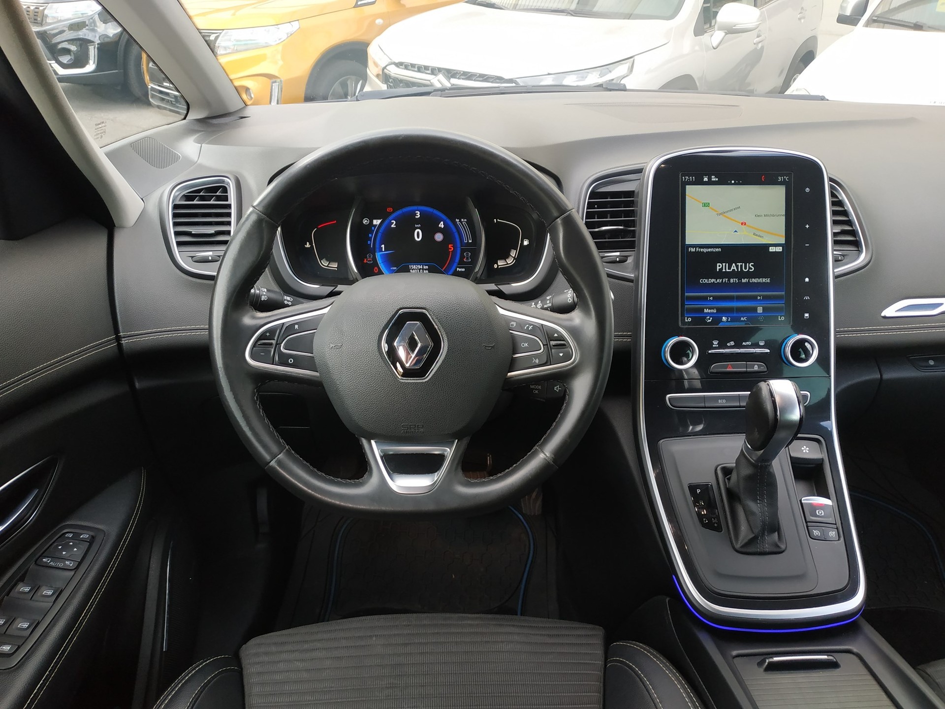 RENAULT Grand Scénic 1.6 dCi Intens EDC-image-10