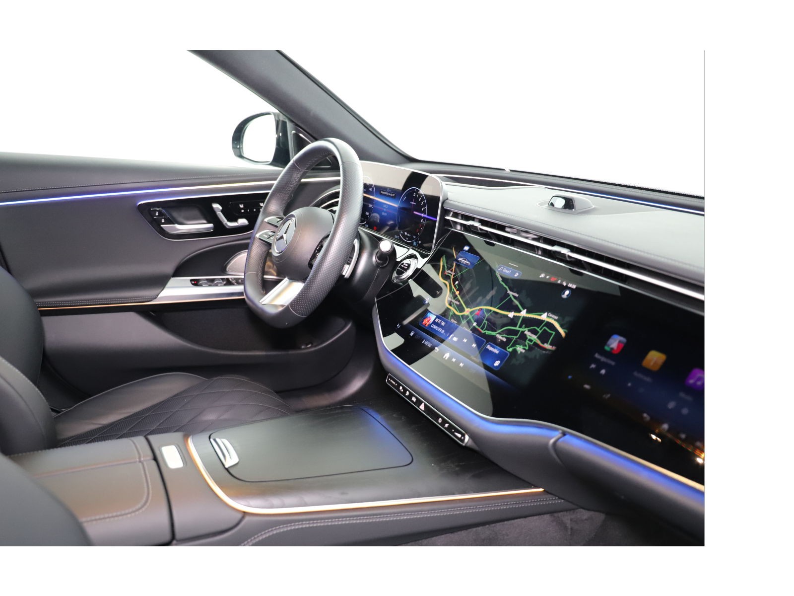 MERCEDES-BENZ E 400 e 4Matic 9G-Tronic-image-12