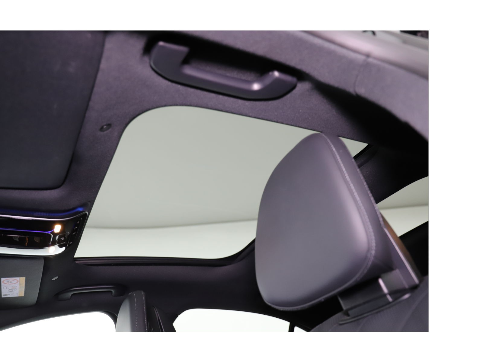 MERCEDES-BENZ E 400 e 4Matic 9G-Tronic-image-13