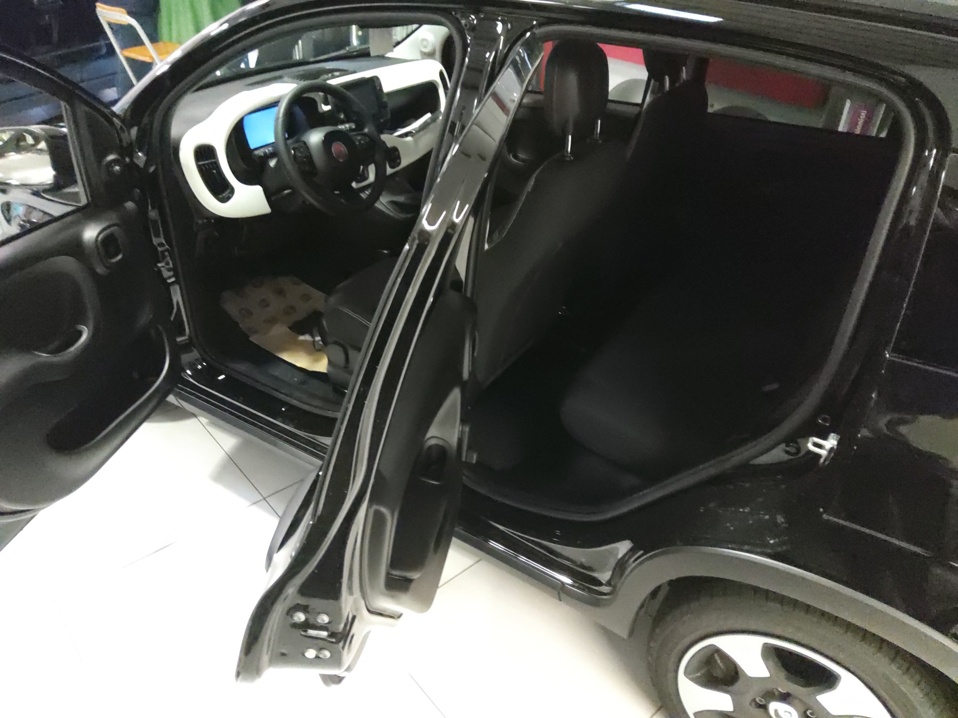 FIAT PANDA 1.0 MHEV CROSS-image-6