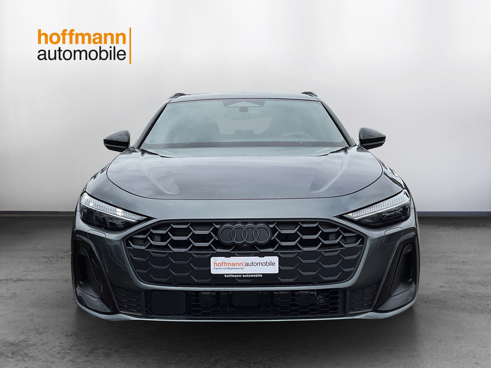AUDI A5 Avant e-hybrid quattro Attraction 220 kW S tronic-showroom-element-1