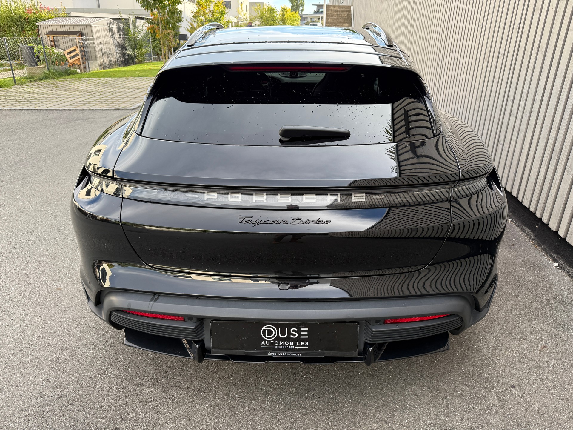 PORSCHE Taycan Turbo Cross Turismo-image-5