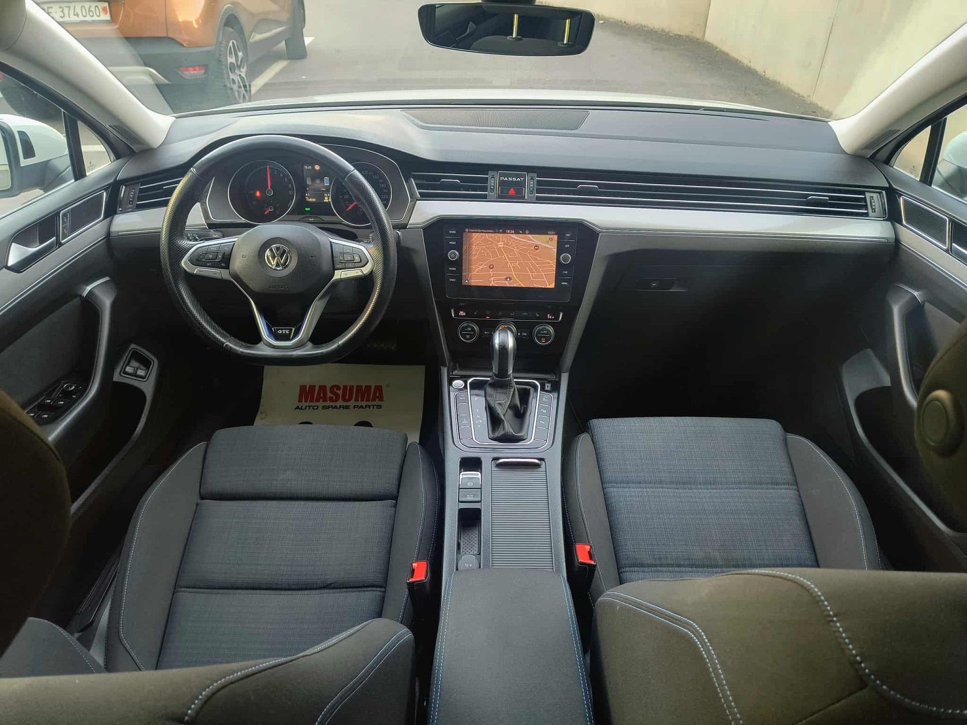 VW Passat Variant 1.4 TSI GTE Hybrid DSG-image-5