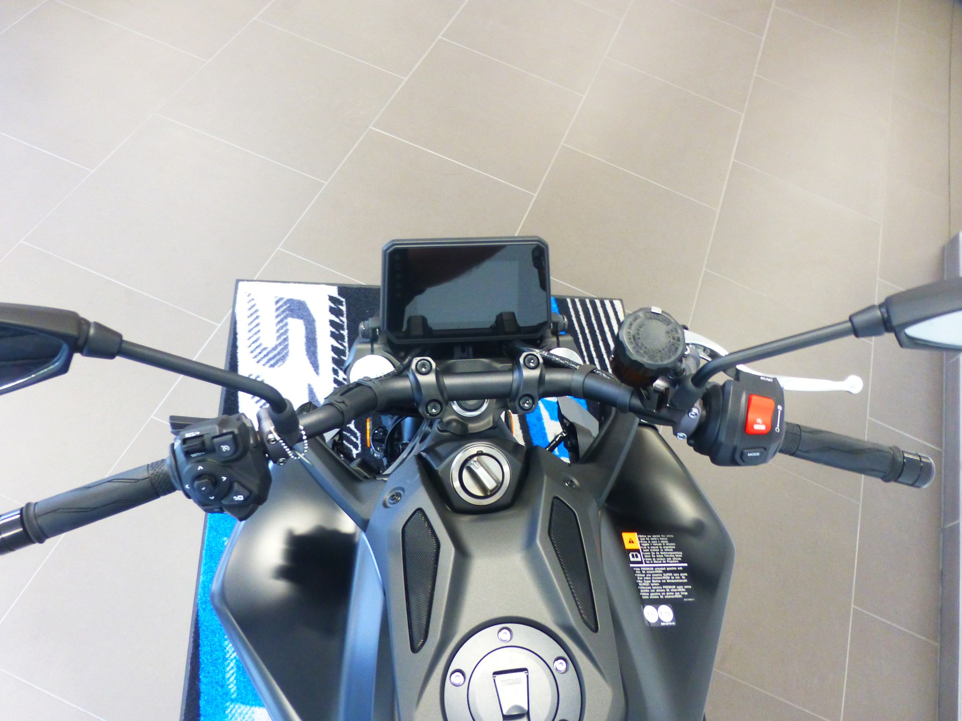 YAMAHA MT-09 Y-AMT-image-7