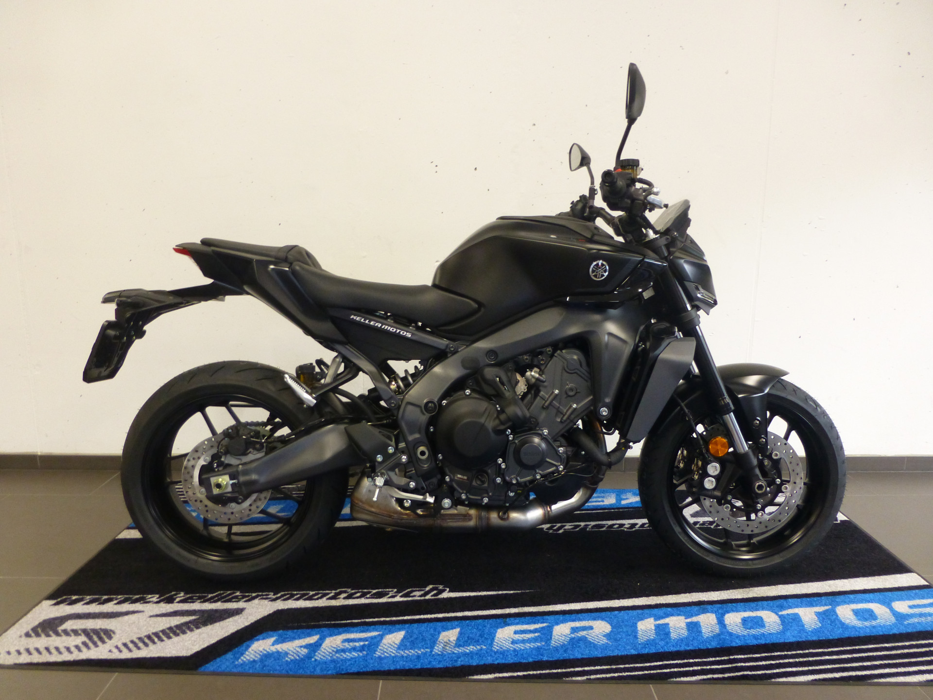 YAMAHA MT-09 Y-AMT-image-0