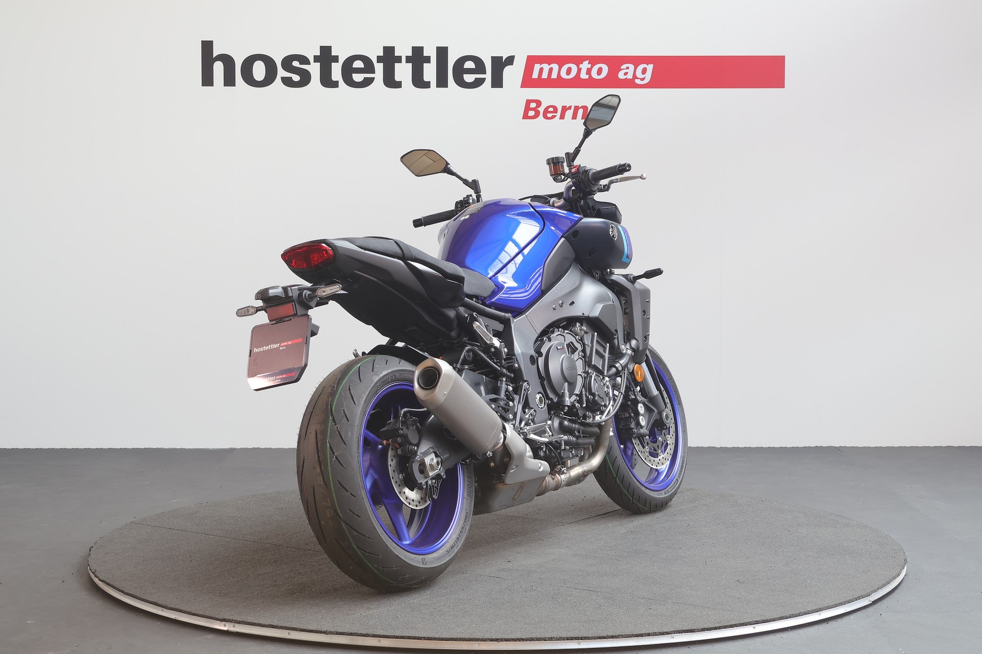 YAMAHA MT-10-showroom-element-2