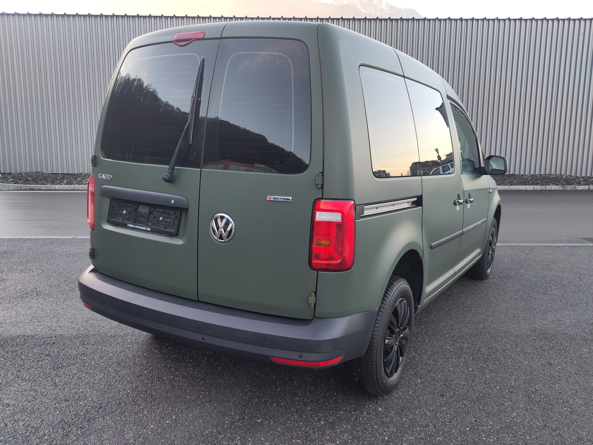 VW Caddy 2.0TDI 4Motion BlueMotion Technology-showroom-element-3