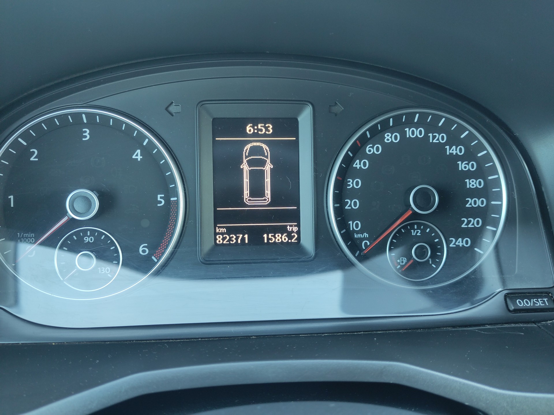 VW Caddy 2.0TDI 4Motion BlueMotion Technology-image-8