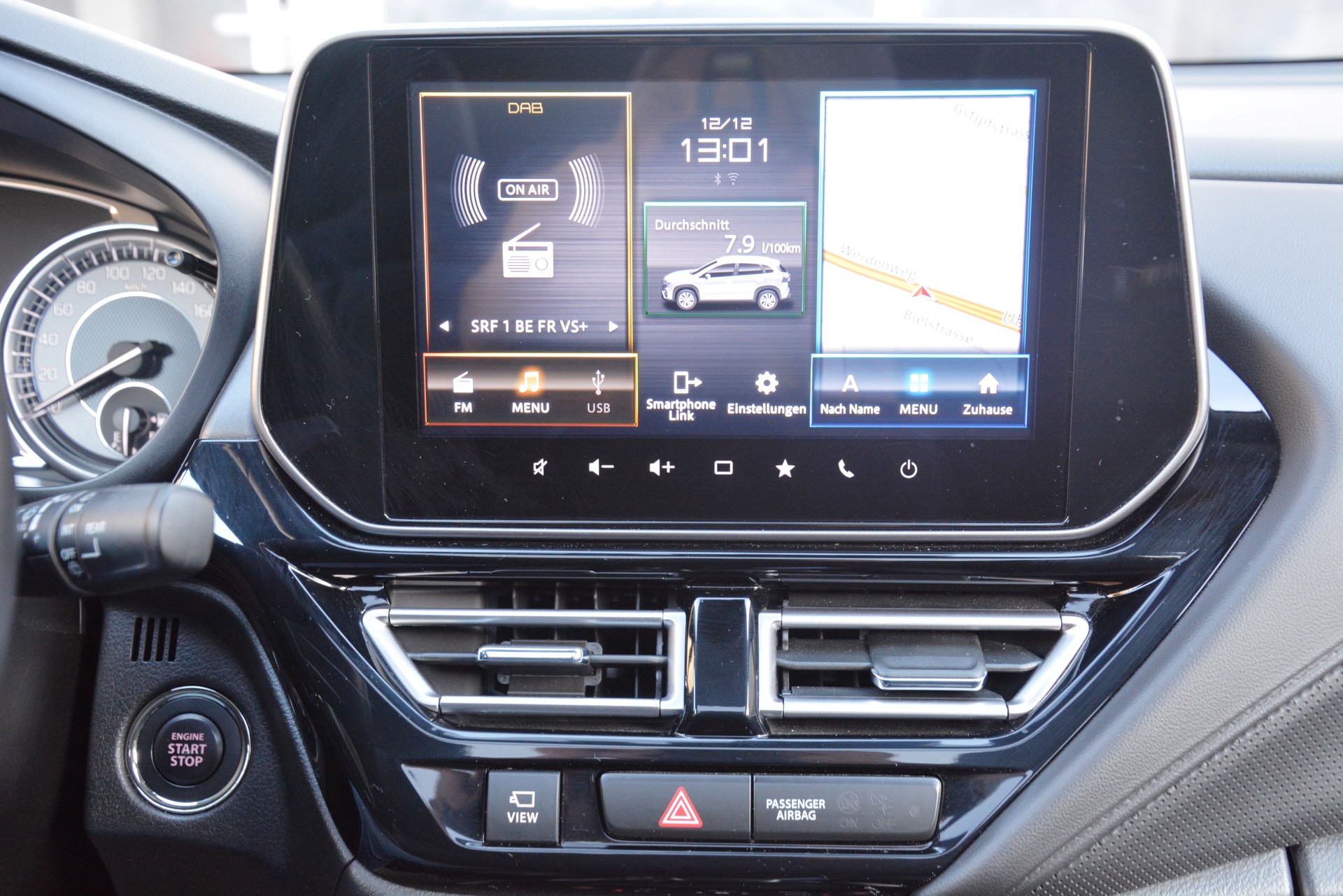 SUZUKI SX4 S-Cross 1.4 16V Compact Top Hybrid 4WD Automatic-image-9