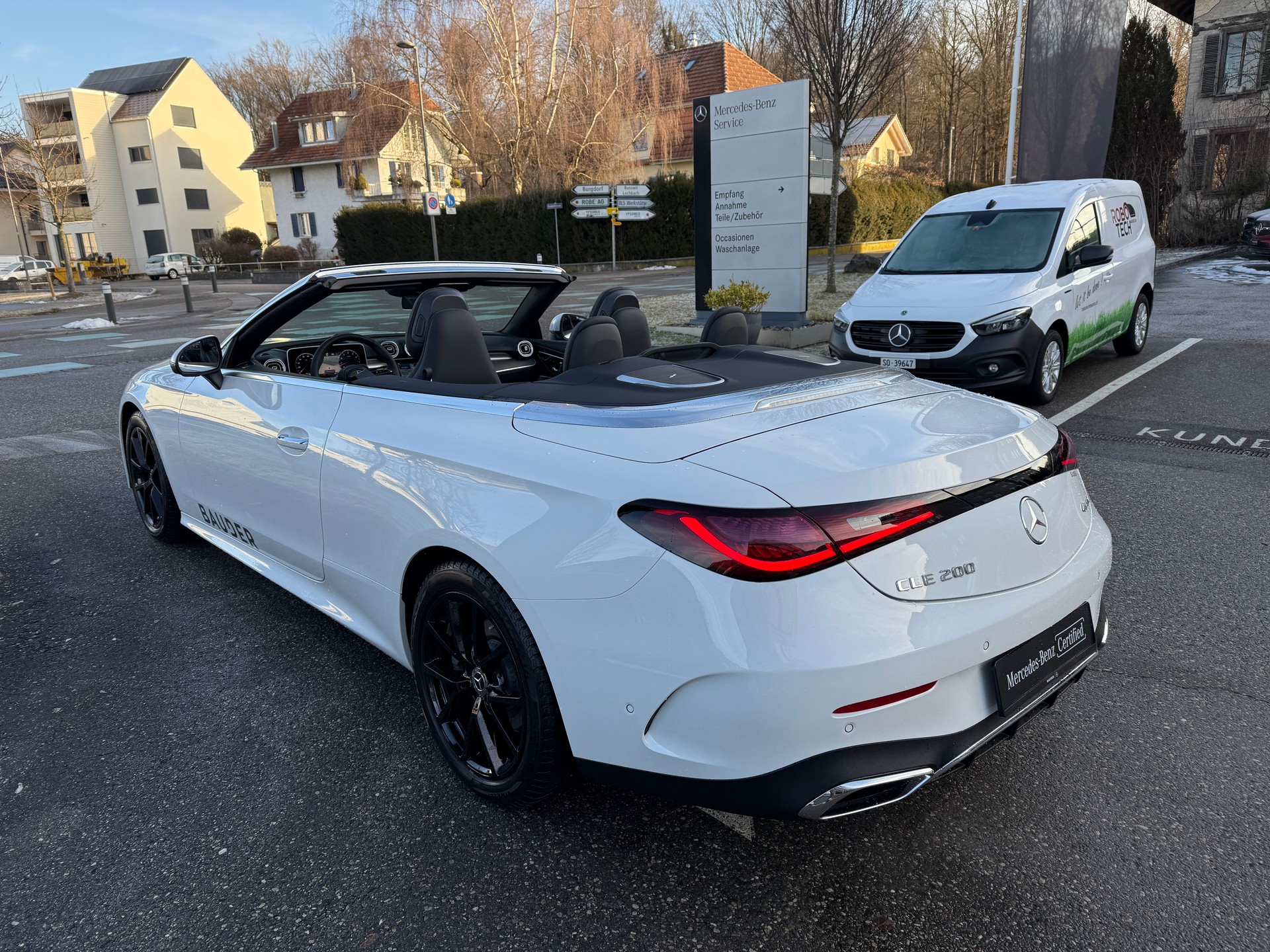 MERCEDES-BENZ CLE 200 Cabrio 4M-image-6