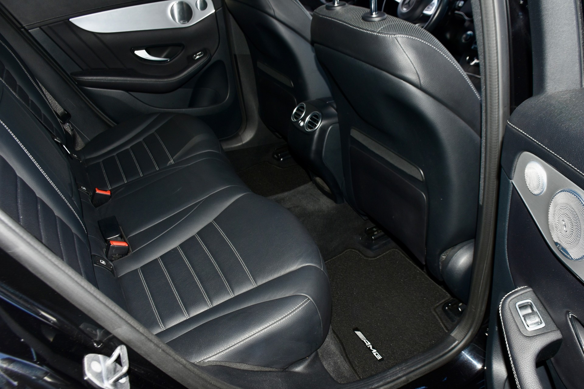 MERCEDES-BENZ GLC Coupé 43 AMG 4Matic 9G-Tronic-image-6