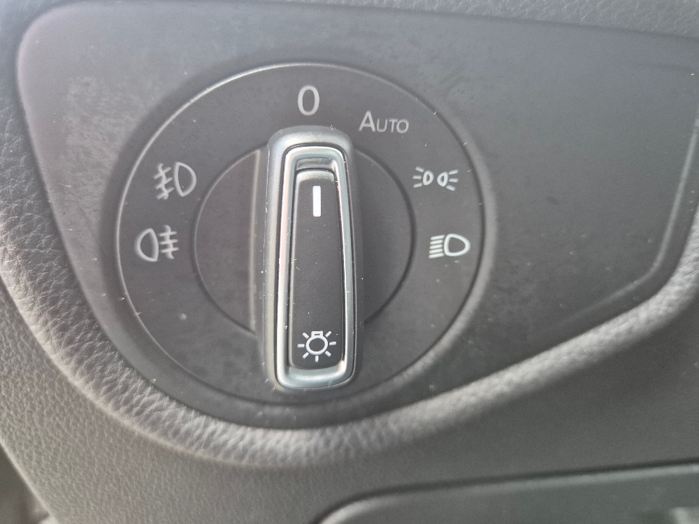 VW Touran 2.0 TDI BlueMotion Technology Comfortline DSG-image-7