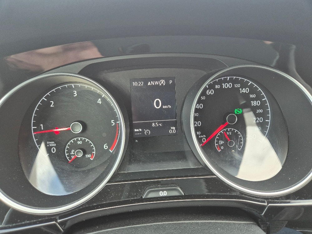 VW Touran 2.0 TDI BlueMotion Technology Comfortline DSG-image-10