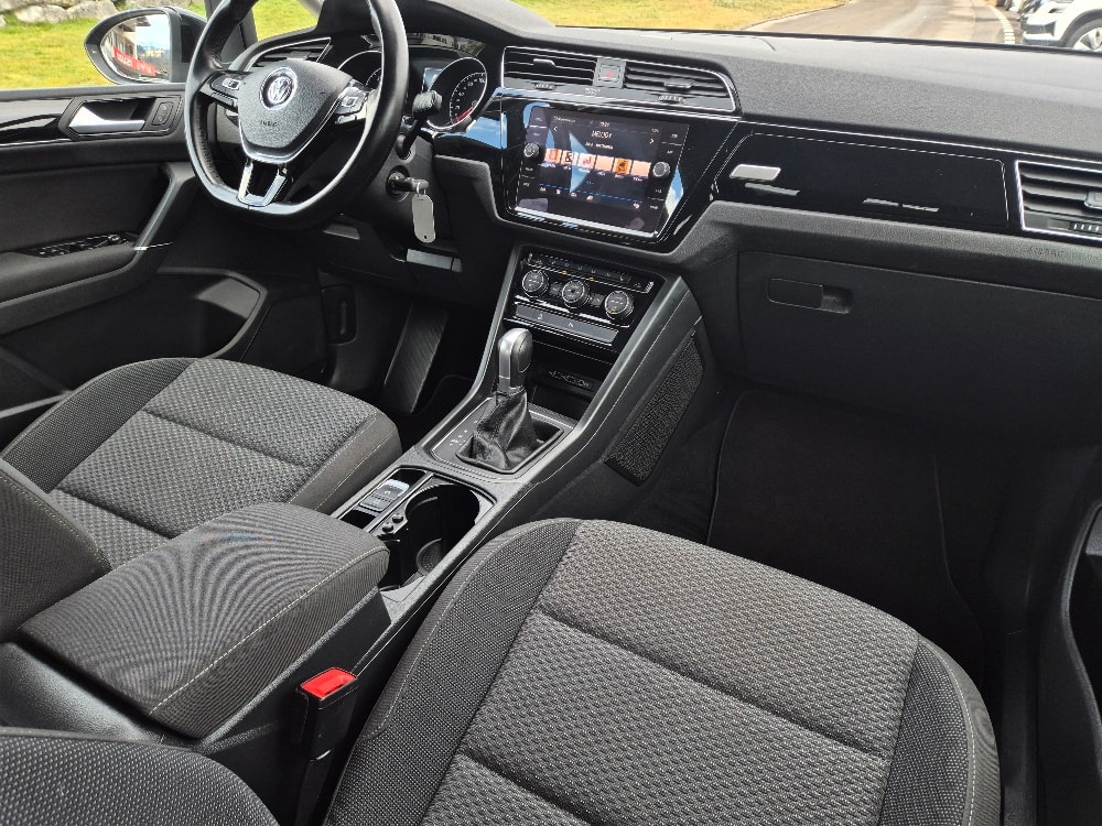 VW Touran 2.0 TDI BlueMotion Technology Comfortline DSG-image-19