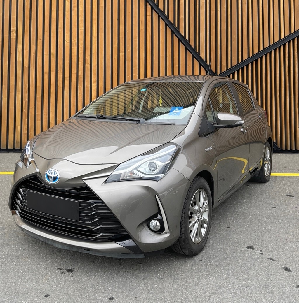 TOYOTA Yaris 1.5 VVT-i Hybrid Trend e-CVT